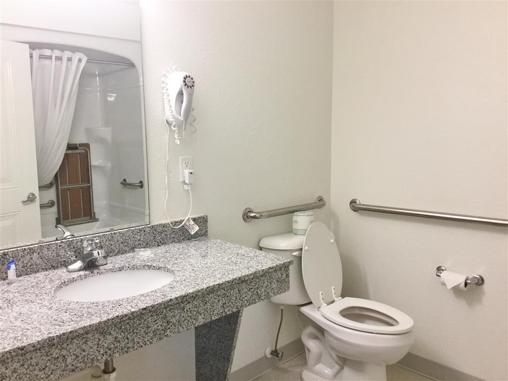 Baymont By Wyndham Kingdom City Kamer foto